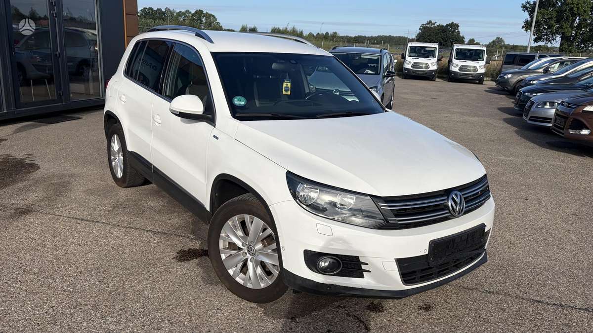 Volkswagen Tiguan - 8
