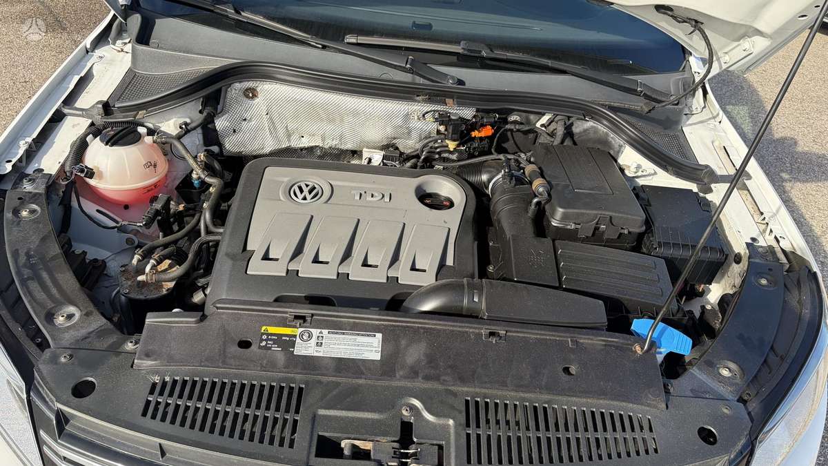Volkswagen Tiguan - 10
