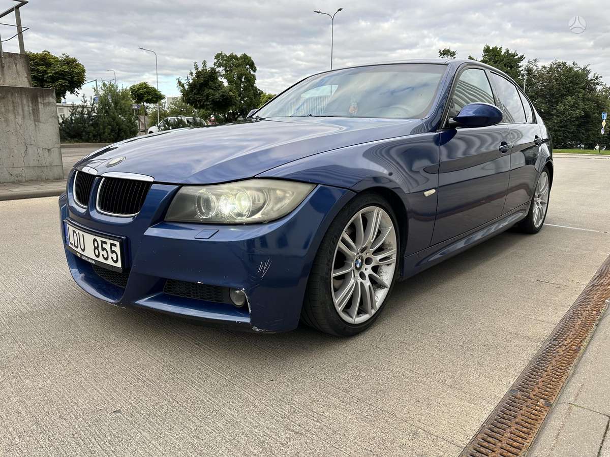 BMW 320, 2.0 l., Седан