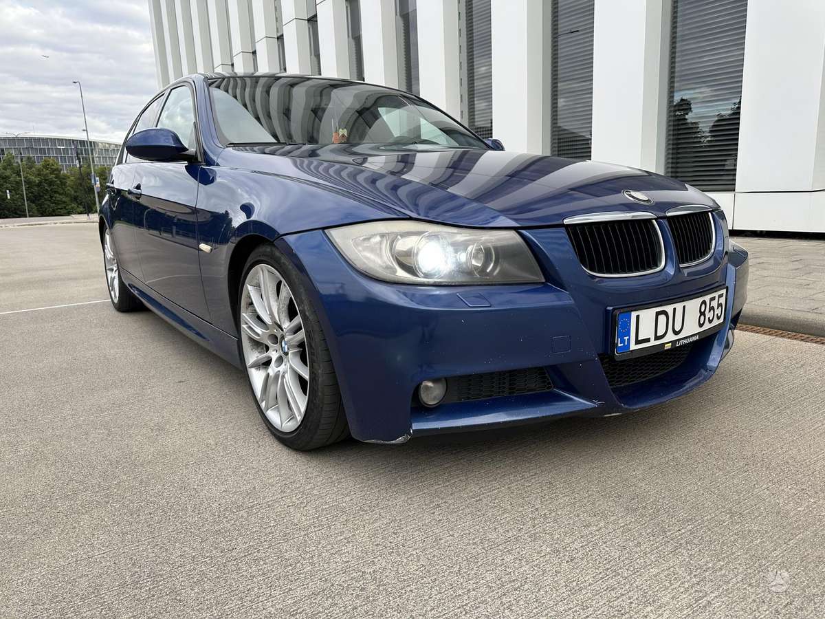 BMW 320, 2.0 l., Седан