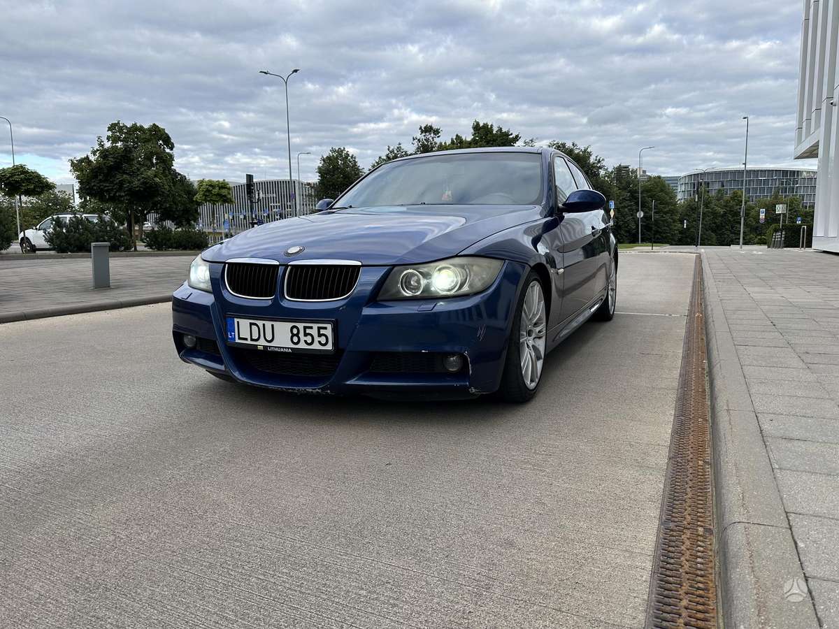 BMW 320, 2.0 l., Седан