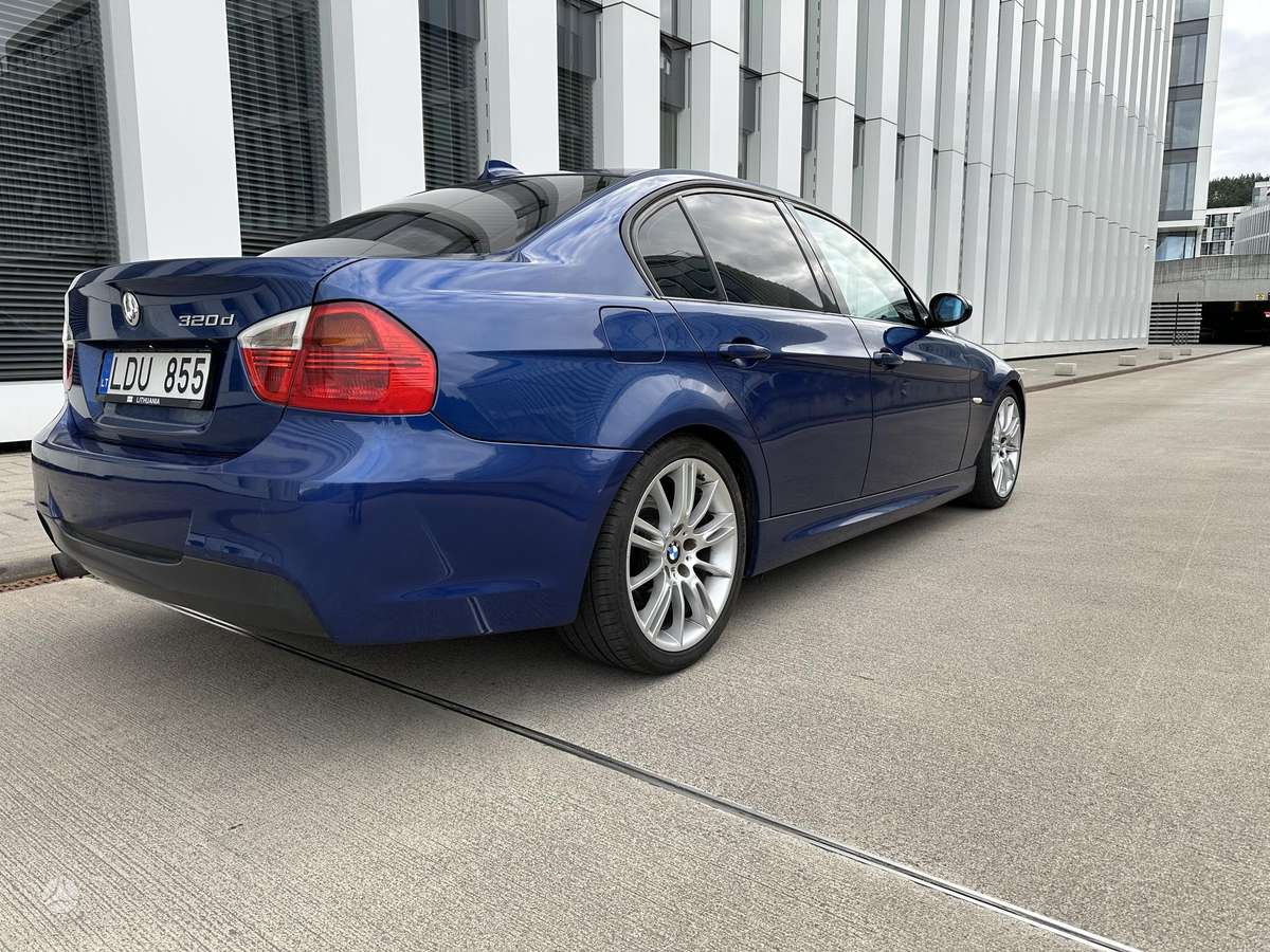 BMW 320, 2.0 l., Седан