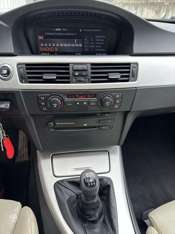 BMW 320, 2.0 l., Седан