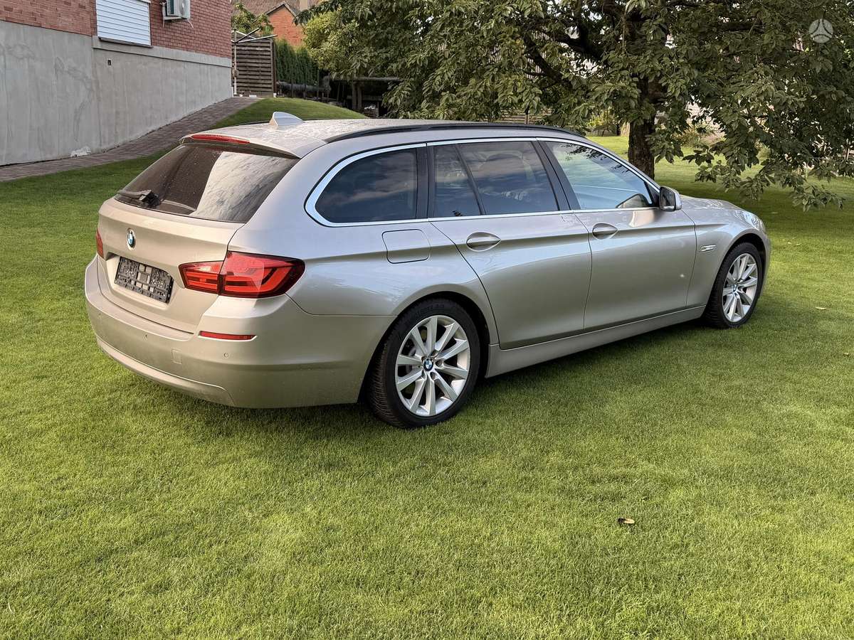 BMW 520, wagon