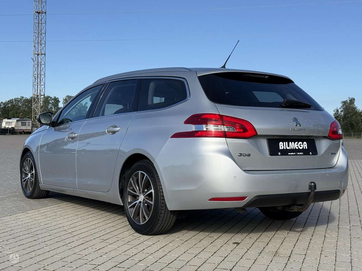 Peugeot 308 - 4