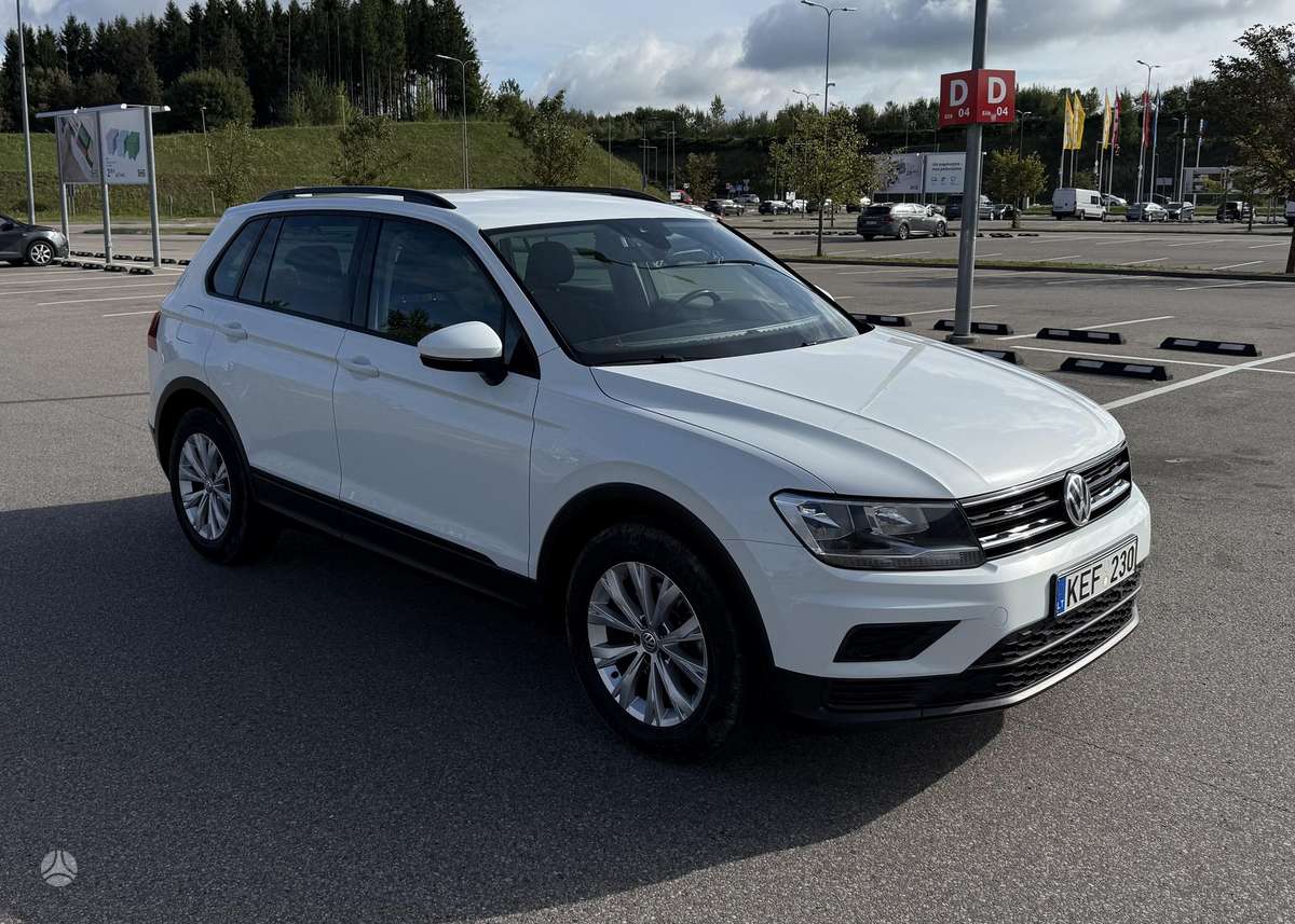 Volkswagen Tiguan - 3