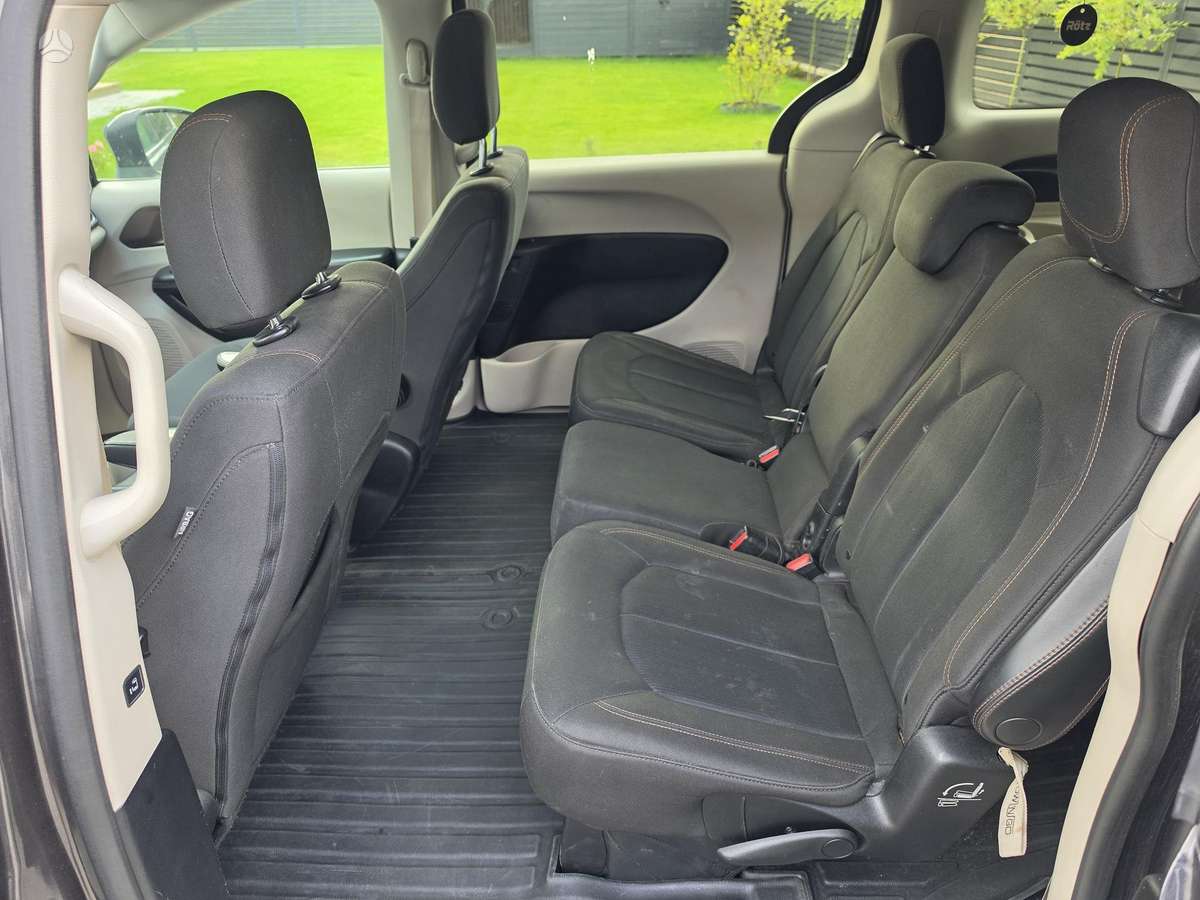 Chrysler Pacifica, 3.6 l., Минивэн