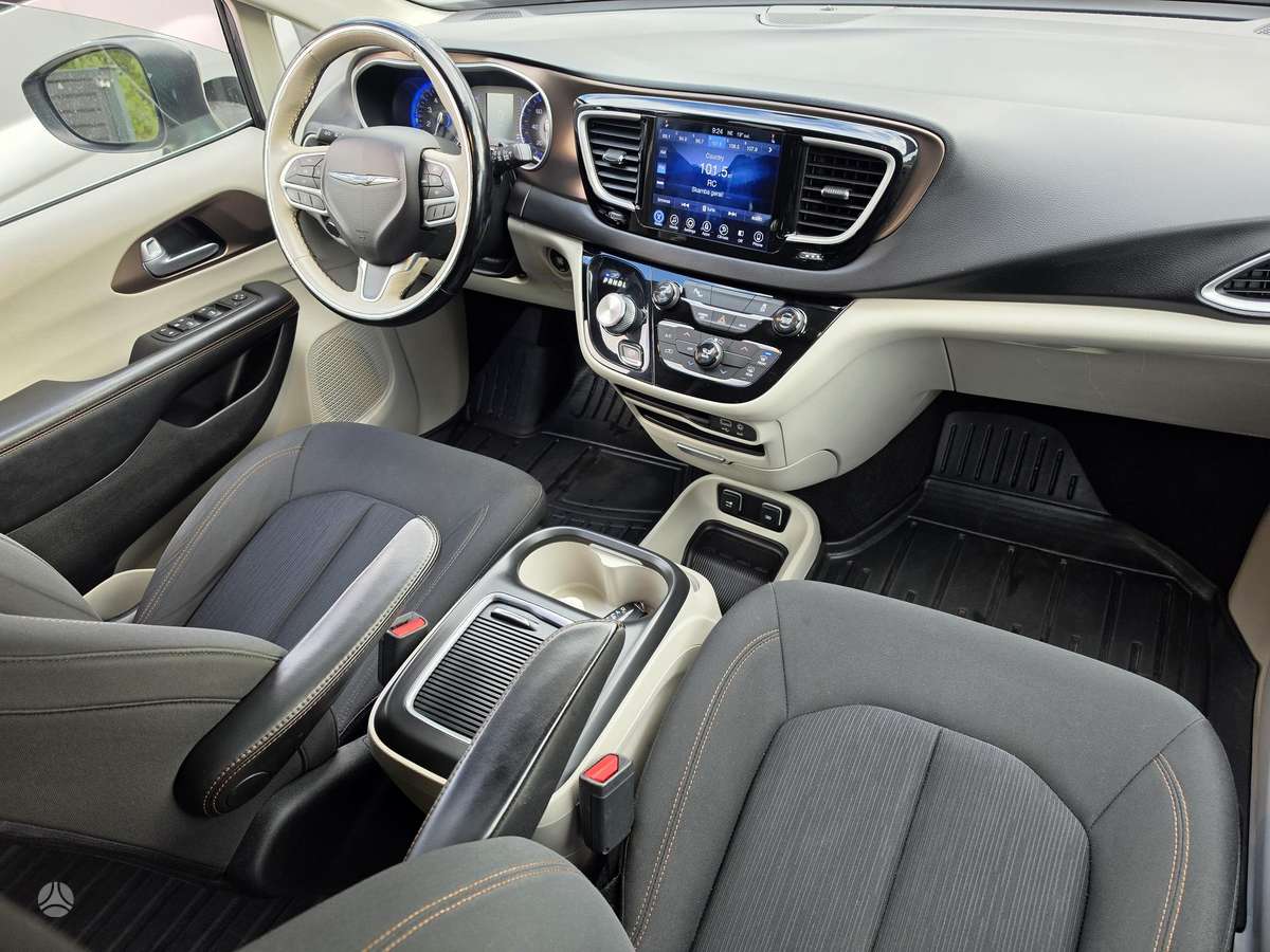 Chrysler Pacifica, 3.6 l., Минивэн