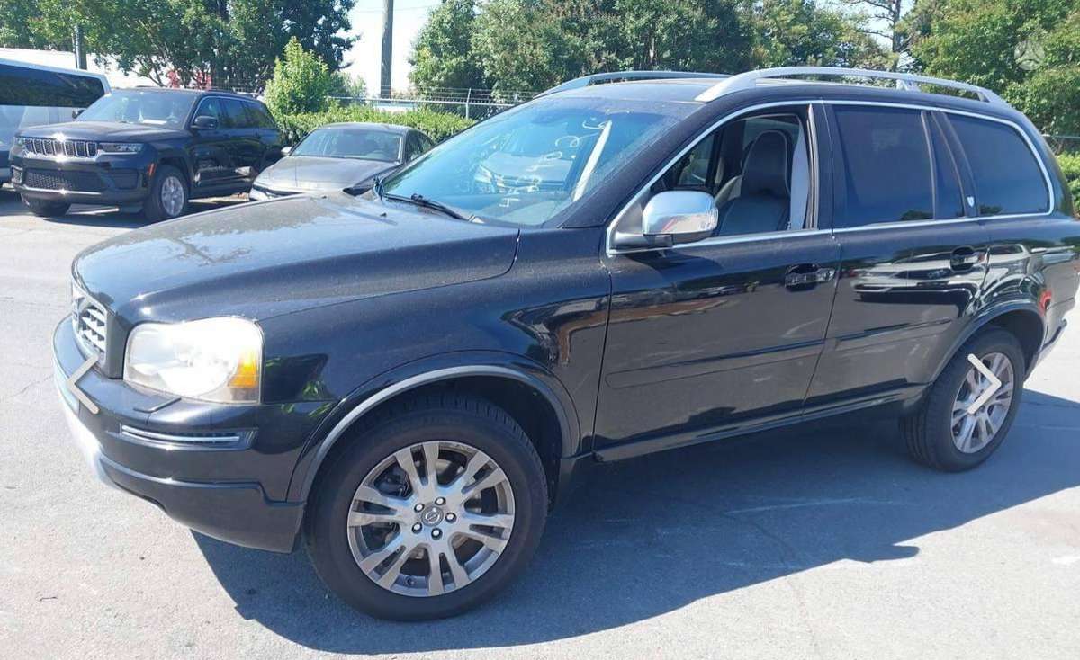 Volvo XC90, 3.2 l., off-road / crossover