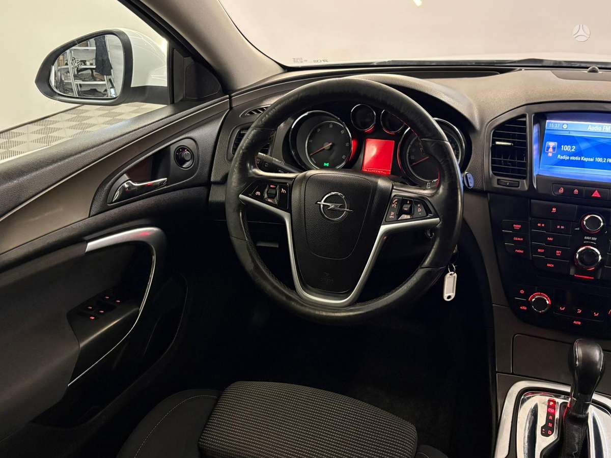 Opel Insignia, 2.0 l., Универсал
