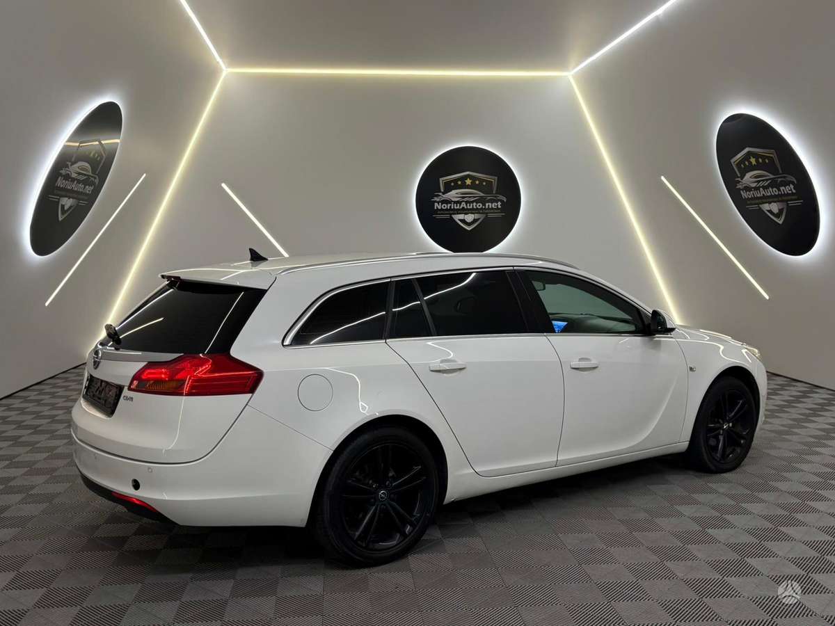 Opel Insignia, 2.0 l., Универсал