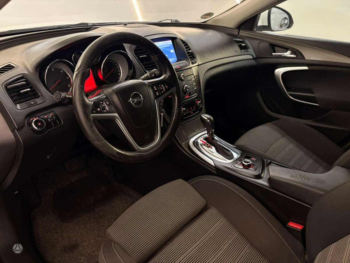 Opel Insignia, 2.0 l., Универсал