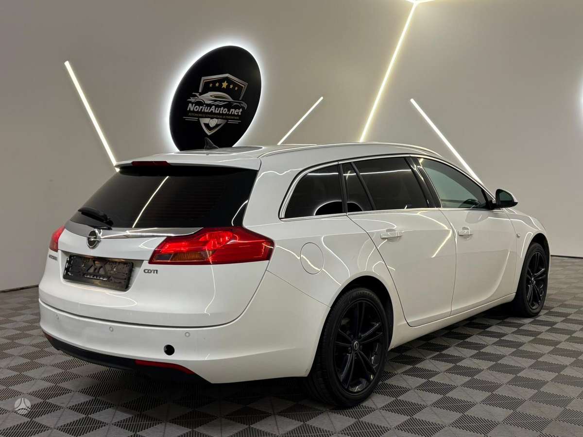 Opel Insignia, 2.0 l., Универсал
