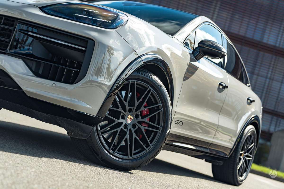 Porsche Cayenne Coupe - 3