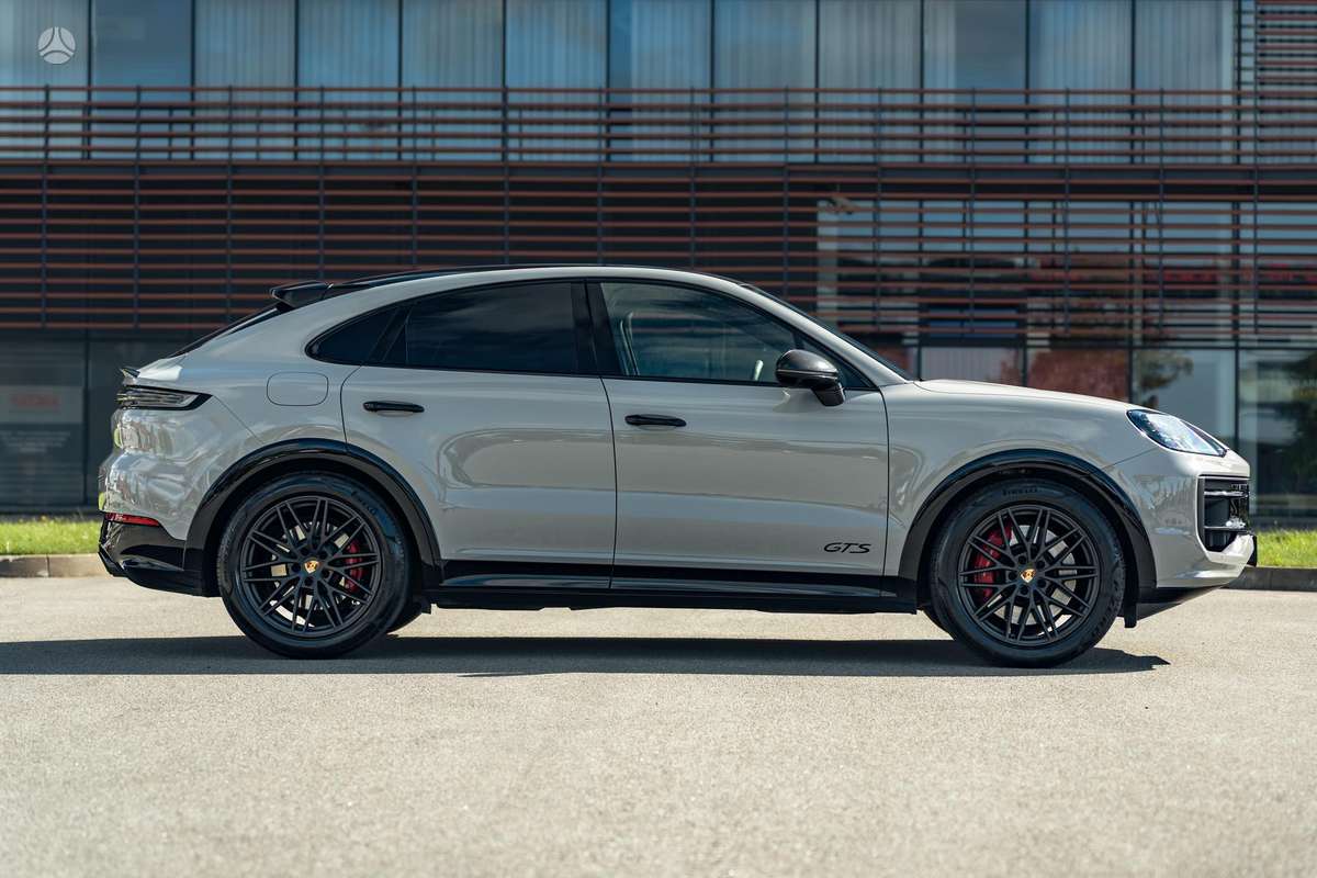Porsche Cayenne Coupe - 7