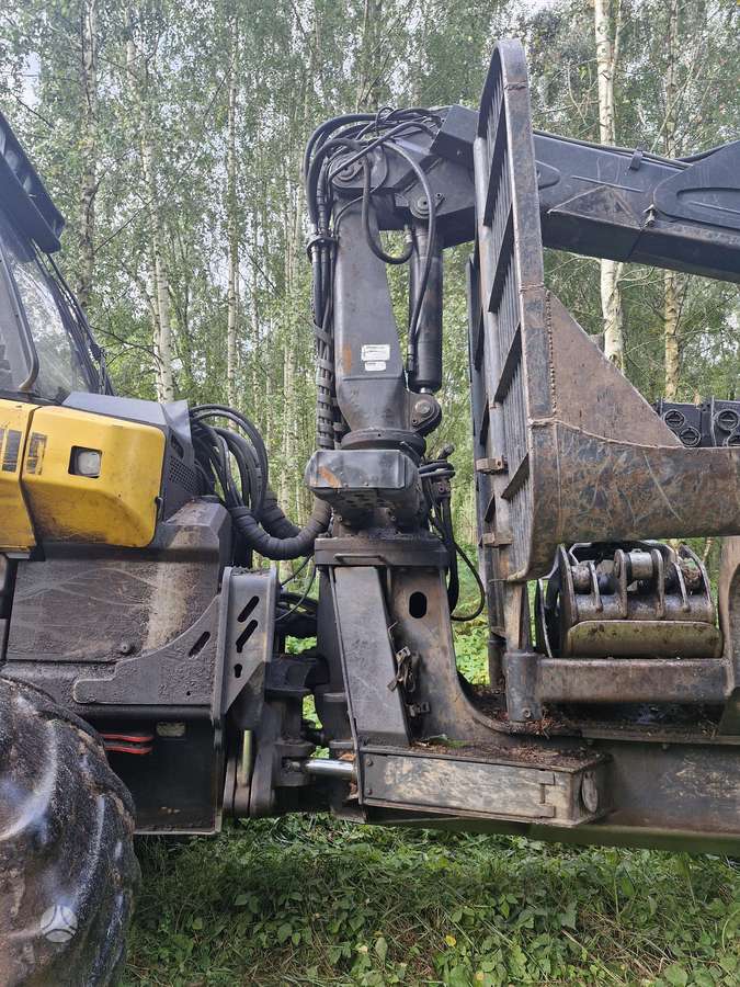Ponsse Buffalo, koksnes transportieri