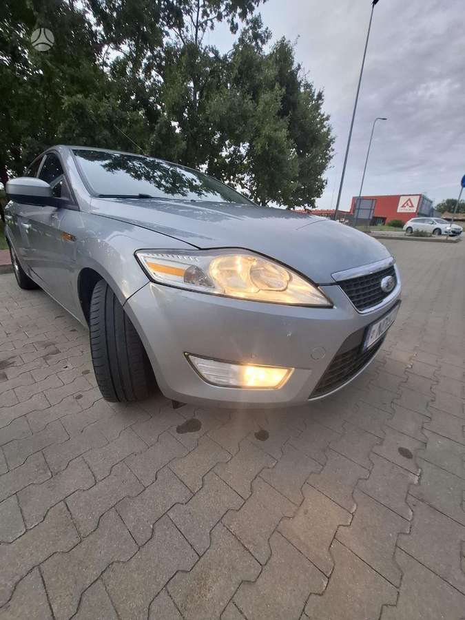 Ford Mondeo, 2.0 l., hatchback