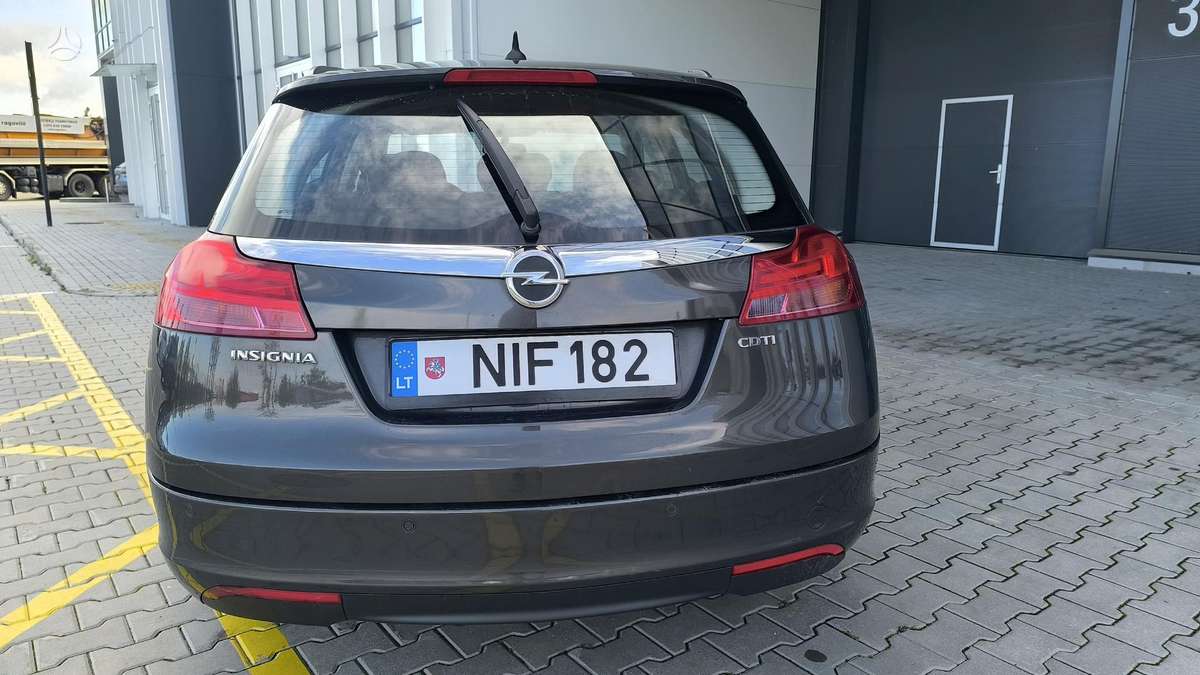 Opel Insignia, 2.0 l., Универсал