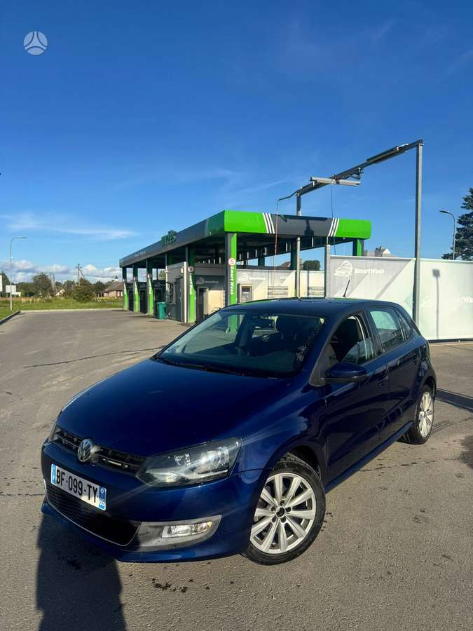 Volkswagen Polo - 2