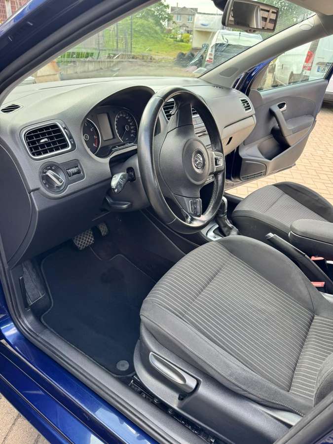 Volkswagen Polo - 11