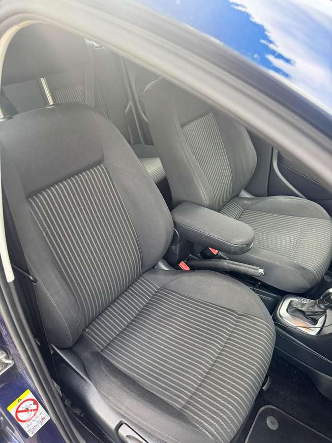 Volkswagen Polo - 12