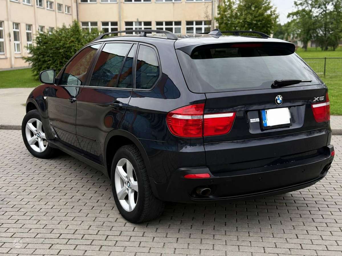 BMW X5, 3.0 l., off-road / crossover