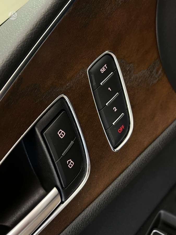 Audi A7, 3.0 l., hatchback