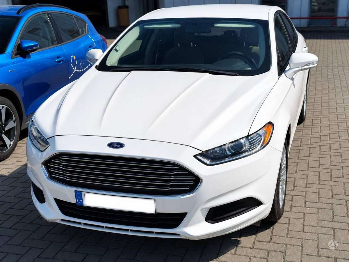 Ford Fusion - 3