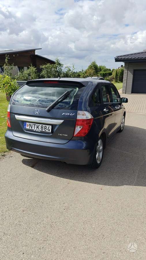 Honda FR-V, 2.2 l., hatchback