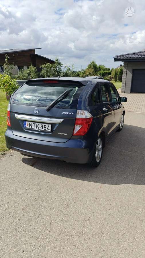 Honda FR-V, 2.2 l., Хэтчбек