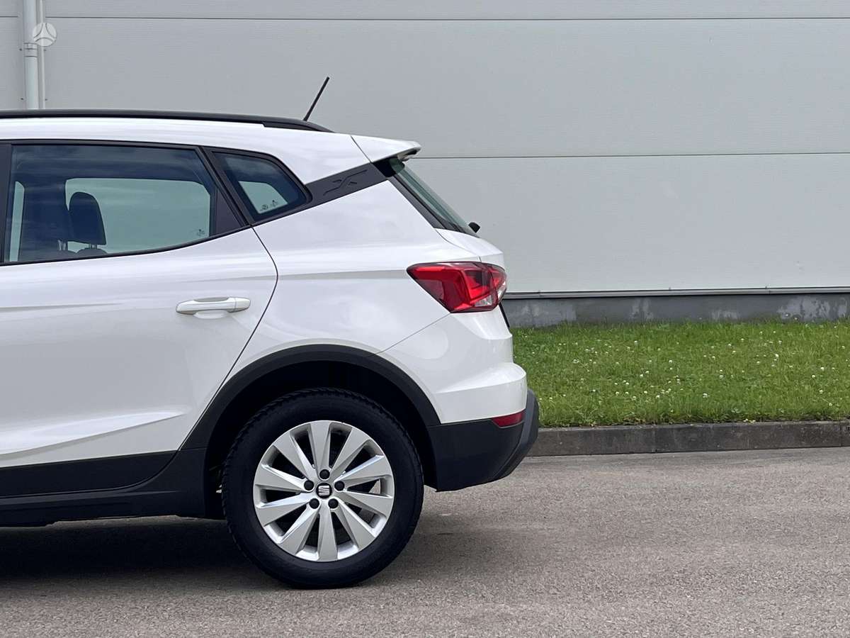 SEAT Arona - 11