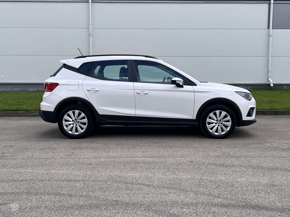 SEAT Arona - 7