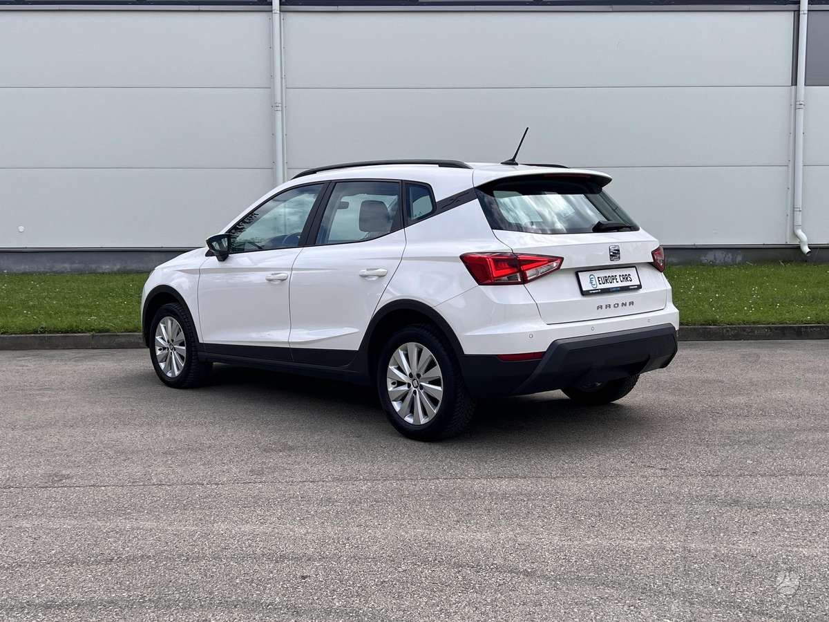 SEAT Arona - 6