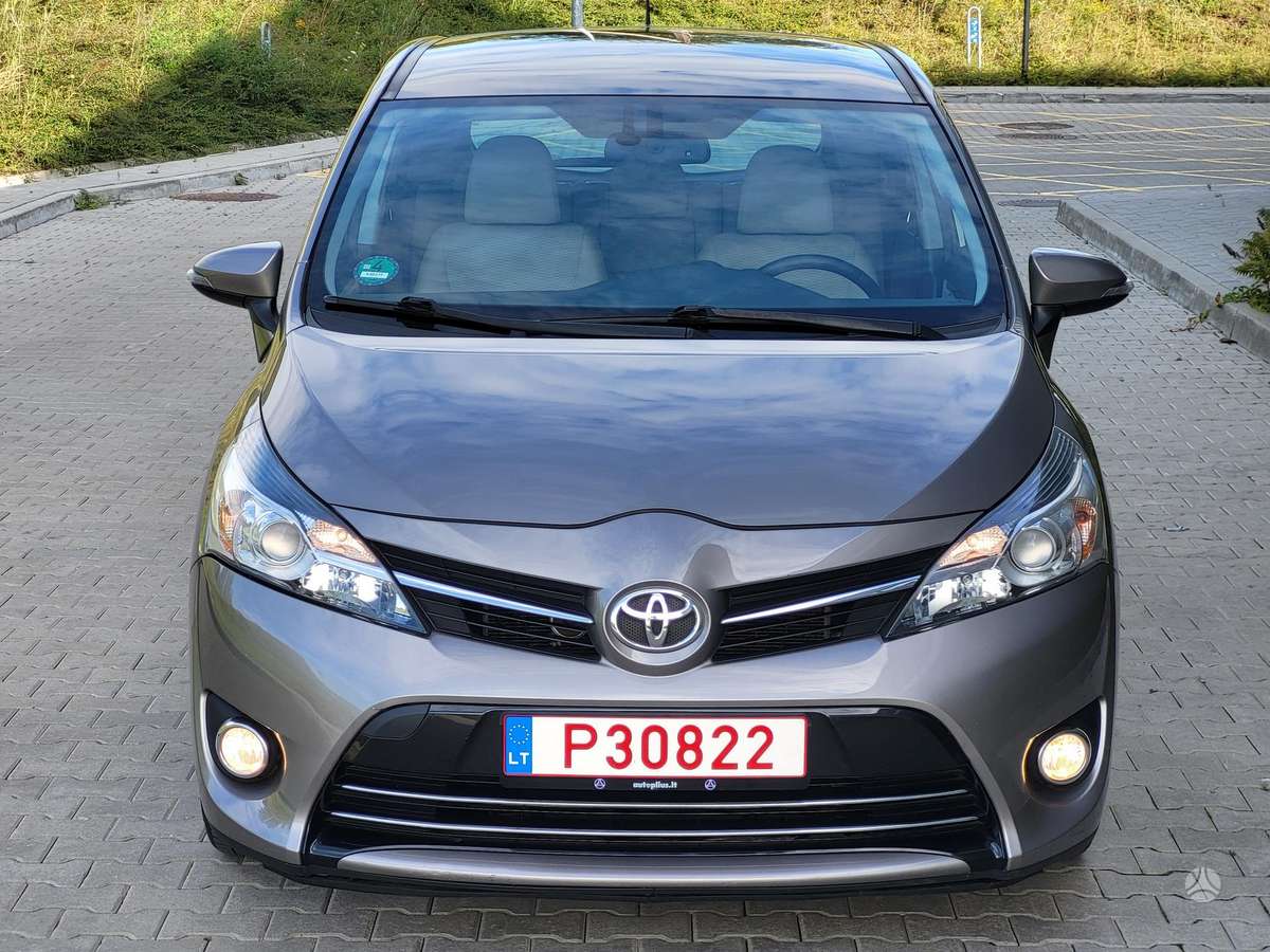 Toyota Verso - 11