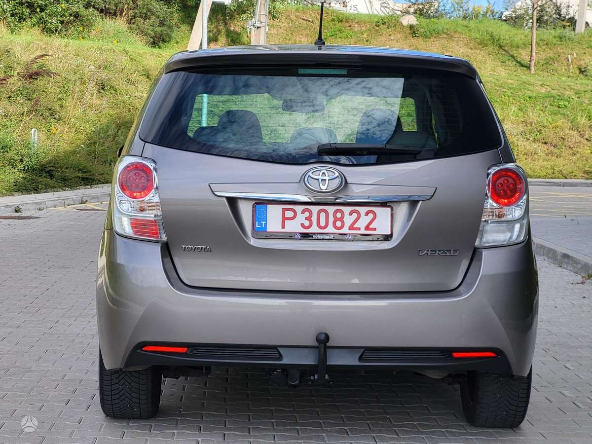 Toyota Verso - 12