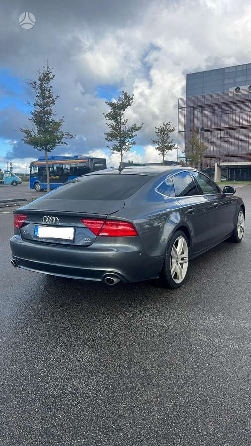 Audi A7, 3.0 l., hatchback