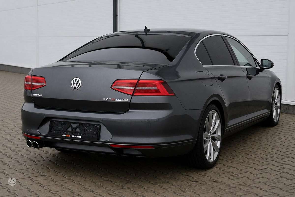Volkswagen Passat - 7