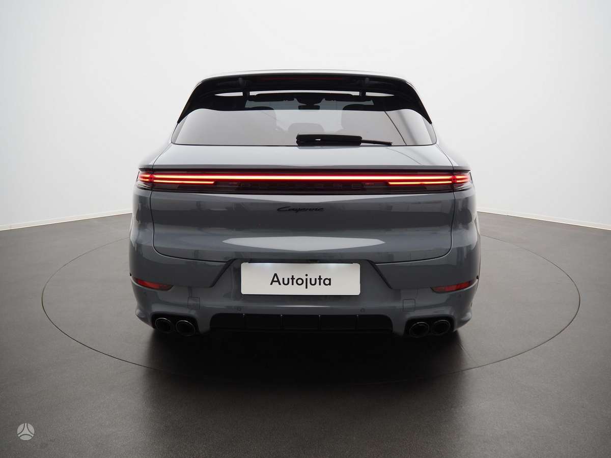 Porsche Cayenne - 5