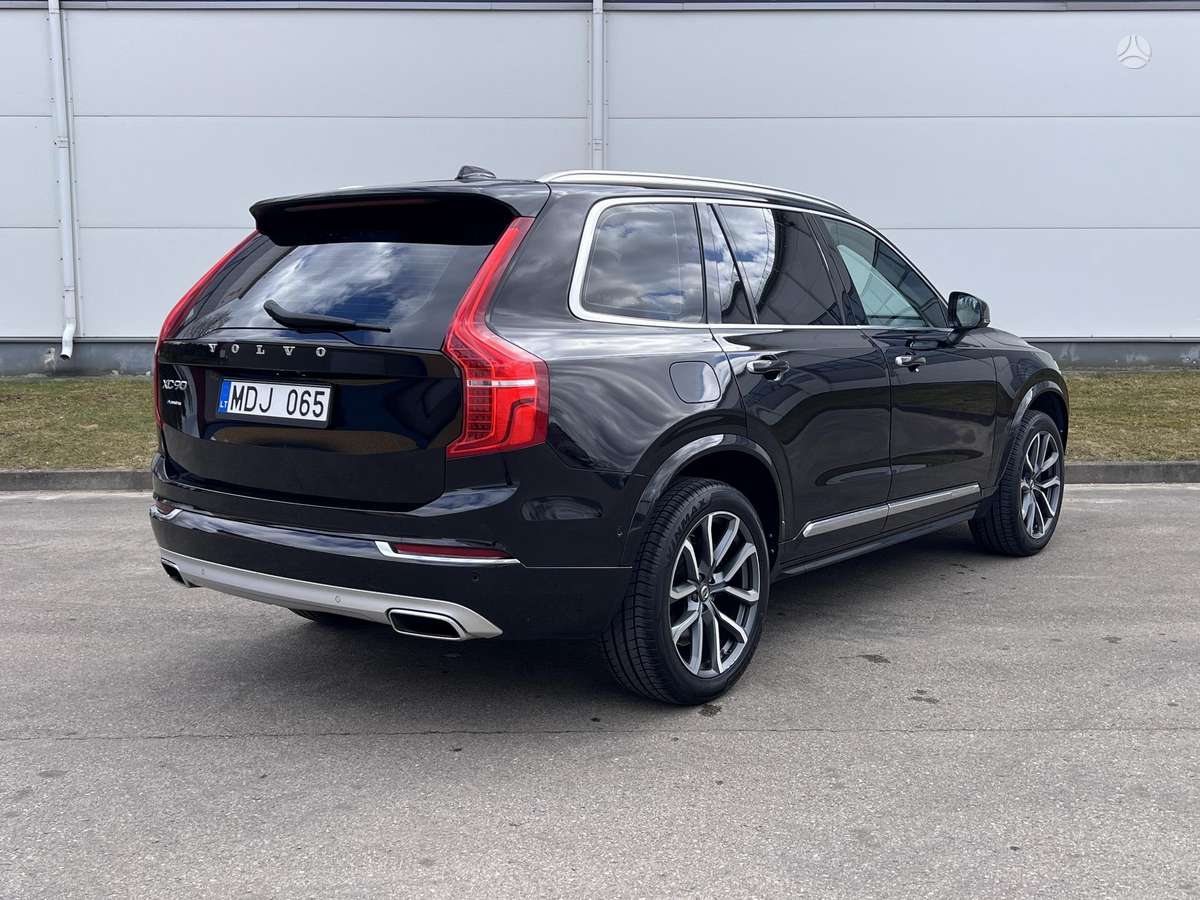 Volvo XC90 - 6