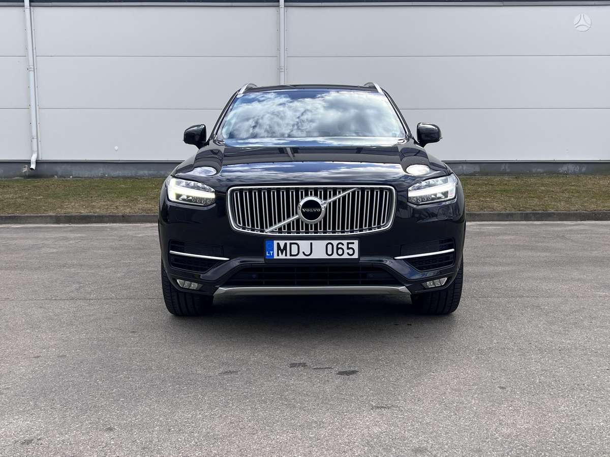 Volvo XC90 - 2