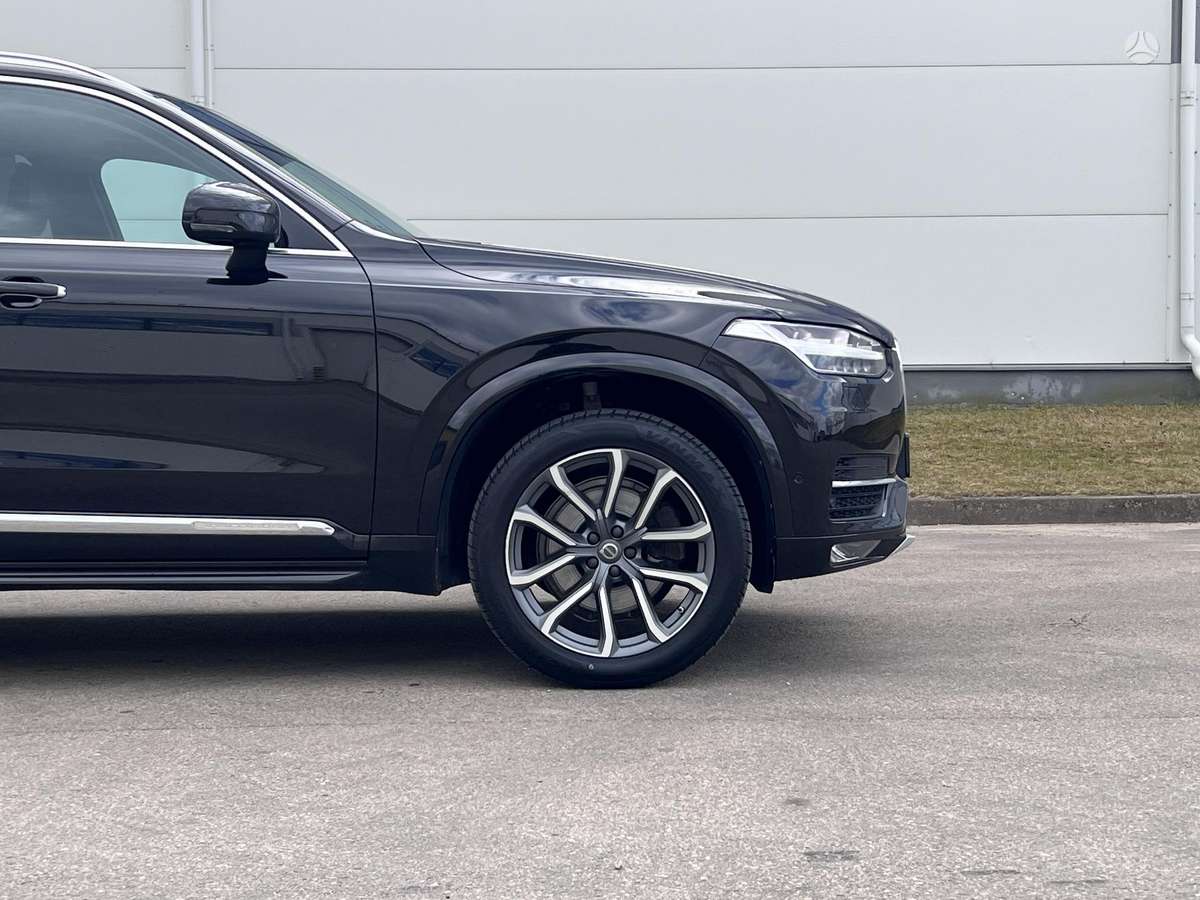 Volvo XC90 - 9