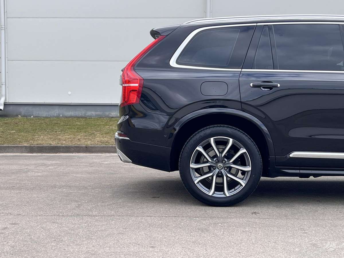 Volvo XC90 - 8
