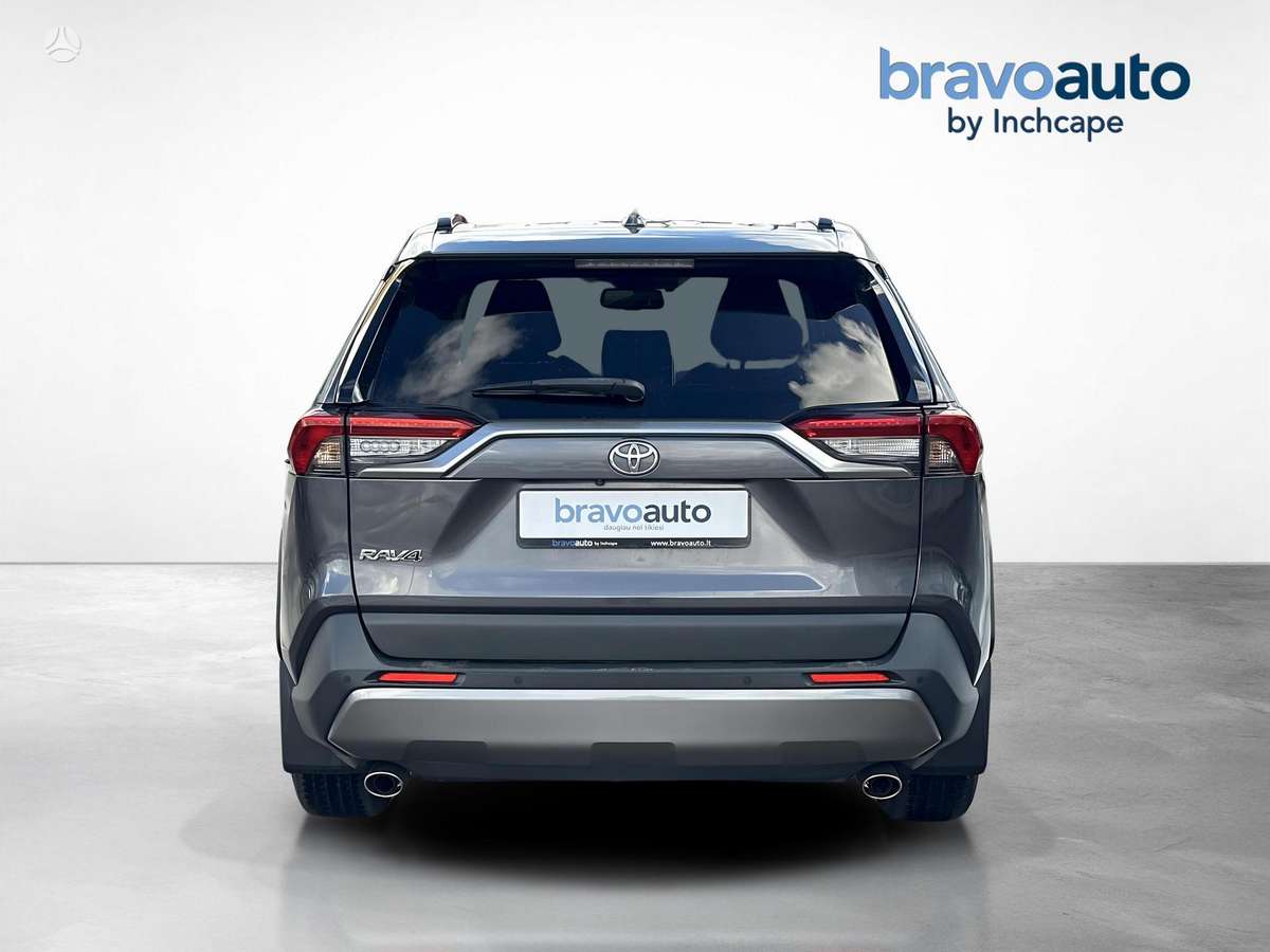 Toyota RAV4 - 4