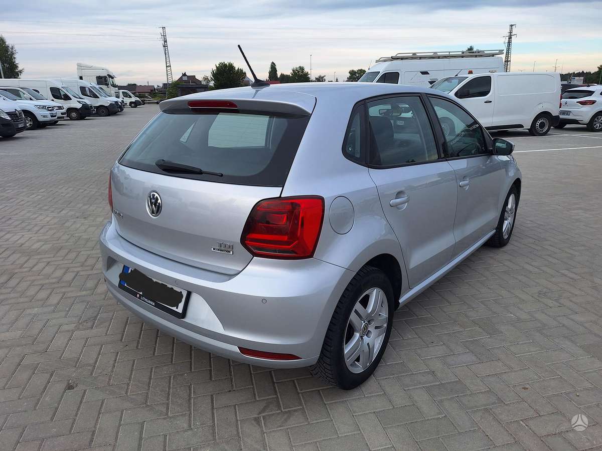 Volkswagen Polo - 4