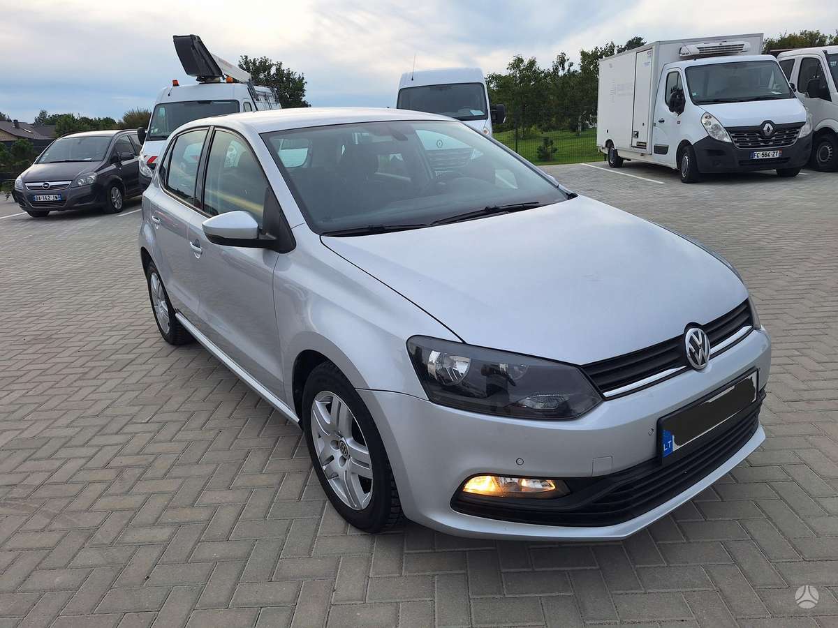 Volkswagen Polo - 1