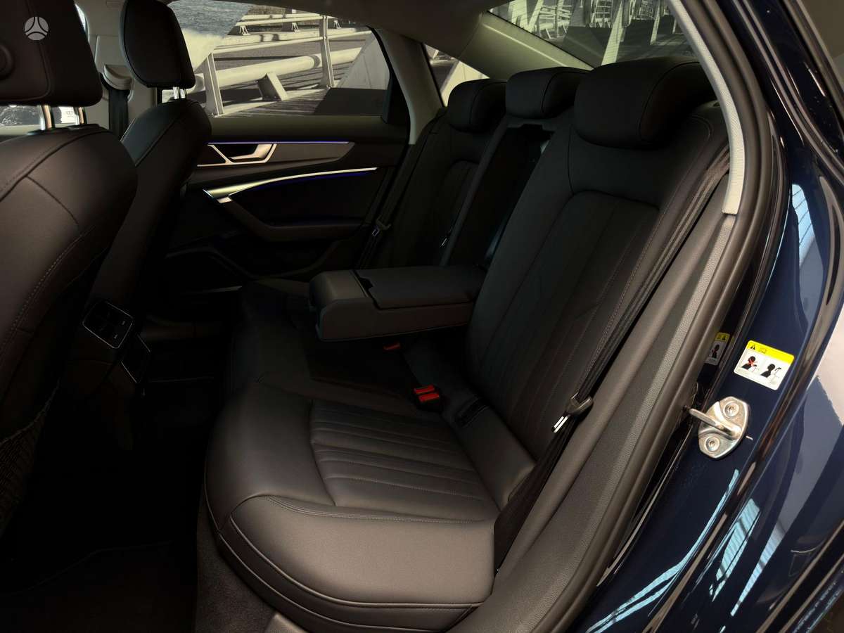 Audi A6, 2.0 l., Седан