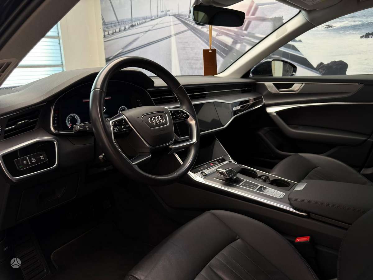 Audi A6, 2.0 l., Седан