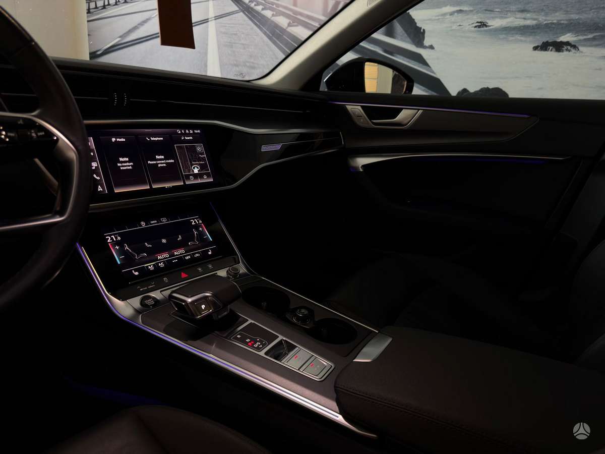 Audi A6, 2.0 l., Седан