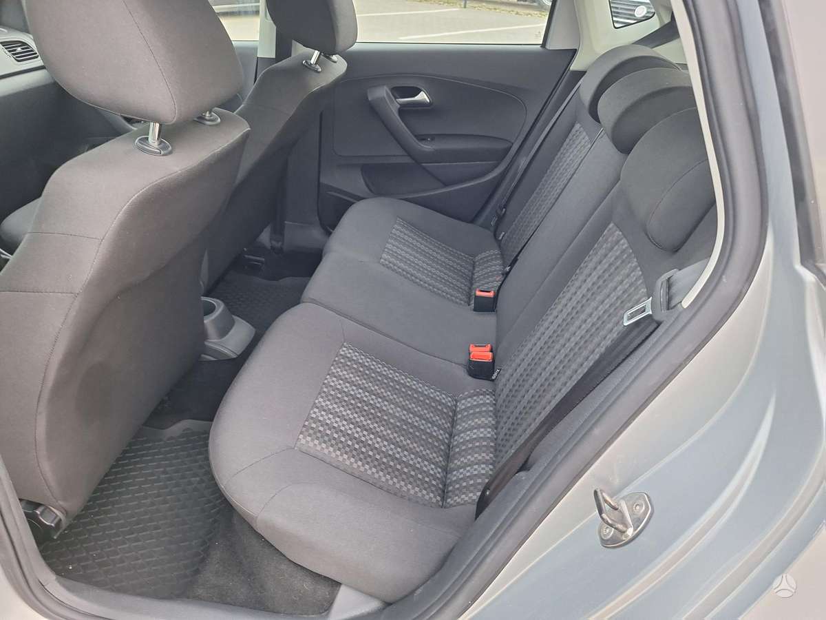Volkswagen Polo - 7