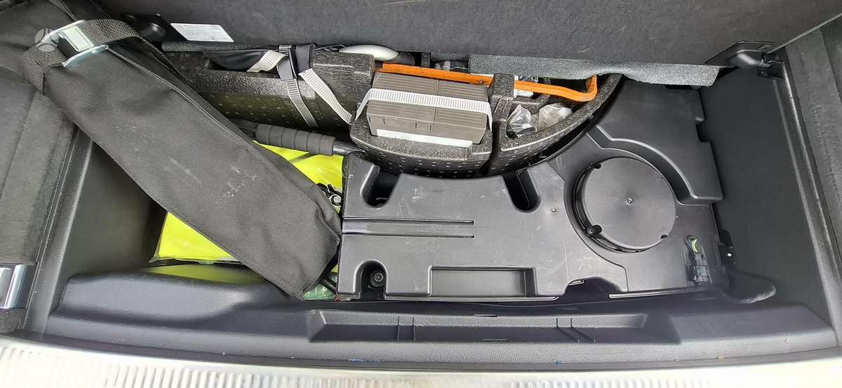Audi Q7, 3.0 l., Внедорожник / Кроссовер
